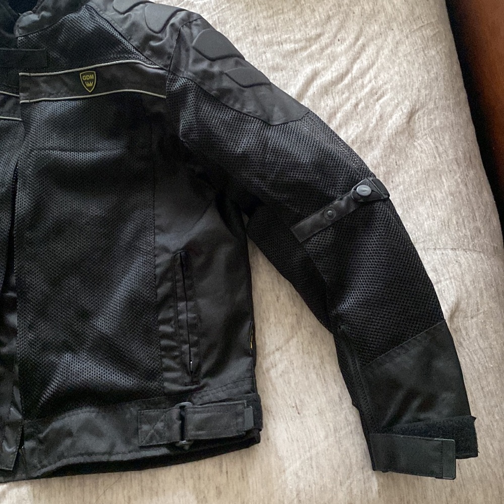 Motorcycle Riding Jacket - Picture 3 of 6